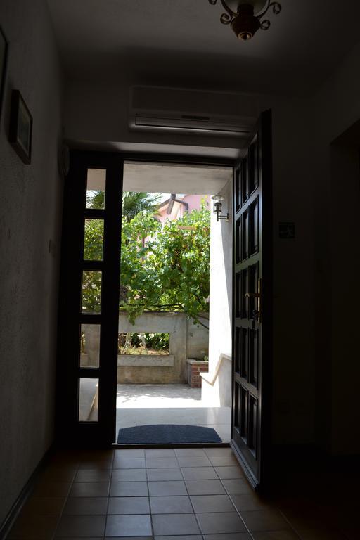Apartment Jade Vodice Exterior foto